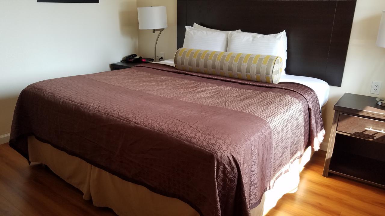 Americas Best Value Inn & Suites 埃斯孔迪多 外观 照片