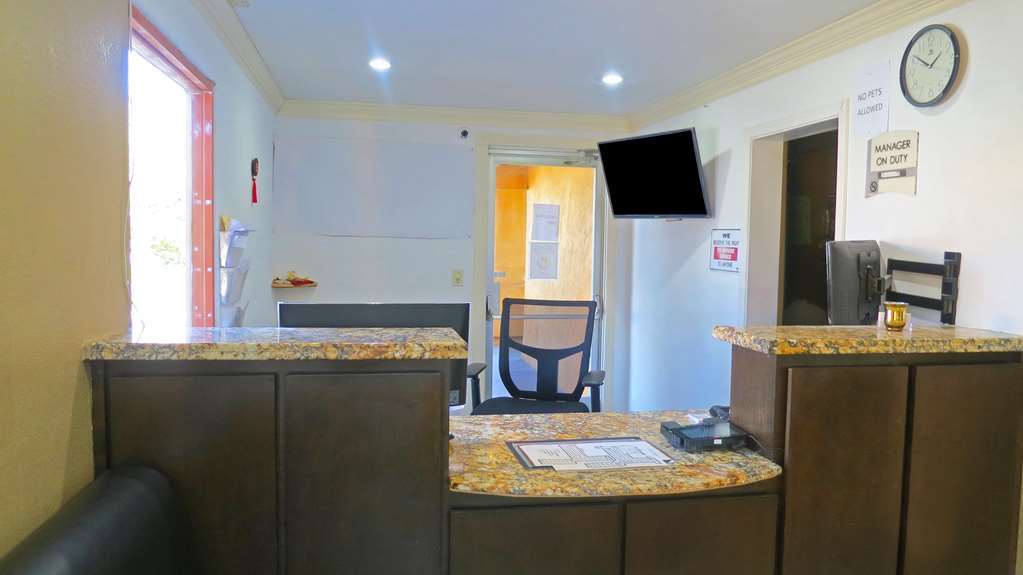 Americas Best Value Inn & Suites 埃斯孔迪多 内观 照片